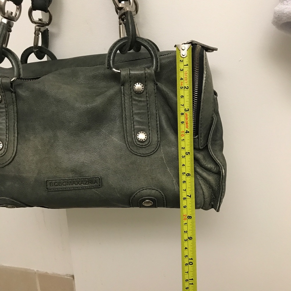 BCBG Grey Bag💋 - Picture 6 of 8
